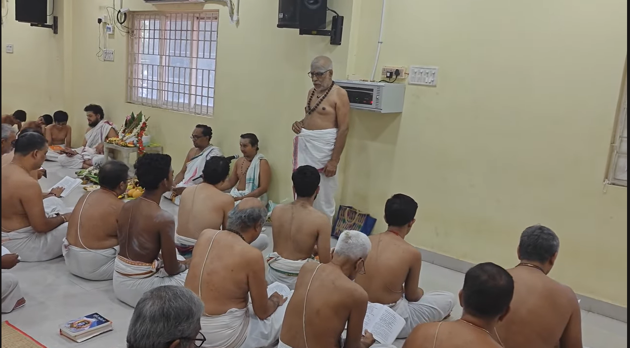 Read more about the article மஹன்யாஸ ஸஹிதம் ஸ்ரீ ருத்ர பாராயணம் இன்று, 27-7-2025, எனது வித்யார்த்திகளுடன் சென்னையில்.