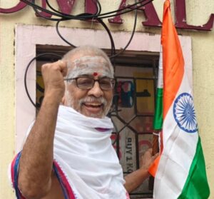 Read more about the article பாரதத் தாயைப் பணிந்து வணங்கும் வீர மைந்தர் நாம் அர்ப்பணம் ஆவோம் அவள் தாளினிலே தூய மலர்கள் நாம்