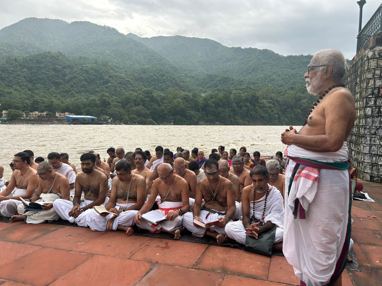 Read more about the article தேவ் பிரயாகை யாத்திரை